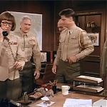 MAJOR_DAD_-_E2X14_A_BIRD_IN_THE_HAND_128.jpg