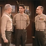 MAJOR_DAD_-_E2X14_A_BIRD_IN_THE_HAND_160.jpg