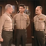 MAJOR_DAD_-_E2X14_A_BIRD_IN_THE_HAND_168.jpg