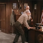 MAJOR_DAD_-_E2X14_A_BIRD_IN_THE_HAND_250.jpg