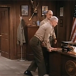 MAJOR_DAD_-_E2X14_A_BIRD_IN_THE_HAND_251.jpg