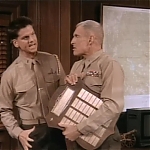 MAJOR_DAD_-_E2X14_A_BIRD_IN_THE_HAND_268.jpg