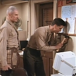 MAJOR_DAD_-_E2X14_A_BIRD_IN_THE_HAND_295.jpg