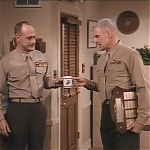 MAJOR_DAD_-_E2X14_A_BIRD_IN_THE_HAND_323.jpg