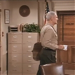 MAJOR_DAD_-_E2X14_A_BIRD_IN_THE_HAND_337.jpg