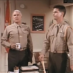 MAJOR_DAD_-_E2X14_A_BIRD_IN_THE_HAND_338.jpg