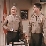 MAJOR_DAD_-_E2X14_A_BIRD_IN_THE_HAND_339.jpg
