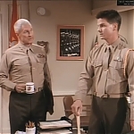 MAJOR_DAD_-_E2X14_A_BIRD_IN_THE_HAND_364.jpg