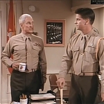MAJOR_DAD_-_E2X14_A_BIRD_IN_THE_HAND_369.jpg