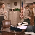 MAJOR_DAD_-_E2X14_A_BIRD_IN_THE_HAND_381.jpg
