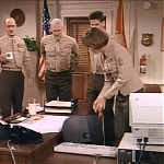 MAJOR_DAD_-_E2X14_A_BIRD_IN_THE_HAND_385.jpg