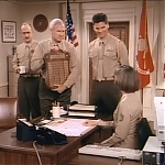 MAJOR_DAD_-_E2X14_A_BIRD_IN_THE_HAND_416.jpg