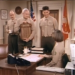 MAJOR_DAD_-_E2X14_A_BIRD_IN_THE_HAND_417.jpg