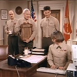 MAJOR_DAD_-_E2X14_A_BIRD_IN_THE_HAND_424.jpg