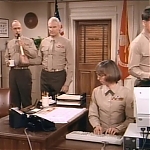 MAJOR_DAD_-_E2X14_A_BIRD_IN_THE_HAND_445.jpg