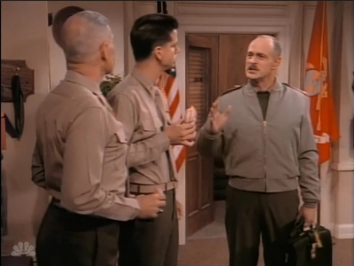 MAJOR_DAD_-_E2X15_LEARNING_TO_DRIVE_067.jpg