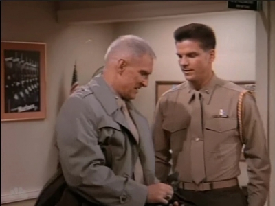MAJOR_DAD_-_E2X15_LEARNING_TO_DRIVE_274.jpg