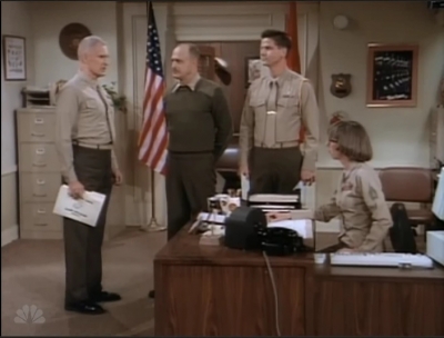 MAJOR_DAD_-_E2X16_THE_NAME_IS_OVER_HERE_357.jpg