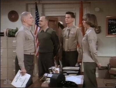 MAJOR_DAD_-_E2X16_THE_NAME_IS_OVER_HERE_370.jpg