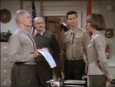 MAJOR_DAD_-_E2X16_THE_NAME_IS_OVER_HERE_379.jpg