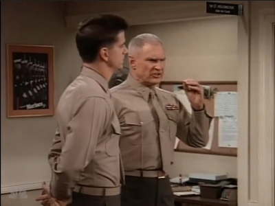 MAJOR_DAD_-_E2X17_VALENTINES_DAY_040.jpg