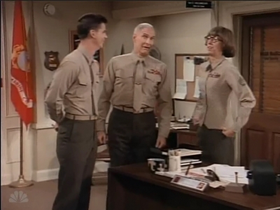 MAJOR_DAD_-_E2X17_VALENTINES_DAY_085.jpg
