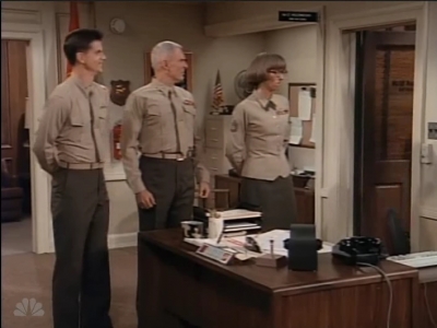 MAJOR_DAD_-_E2X17_VALENTINES_DAY_136.jpg