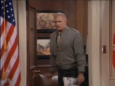 MAJOR_DAD_-_E2X17_VALENTINES_DAY_192.jpg