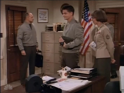 MAJOR_DAD_-_E2X17_VALENTINES_DAY_194.jpg