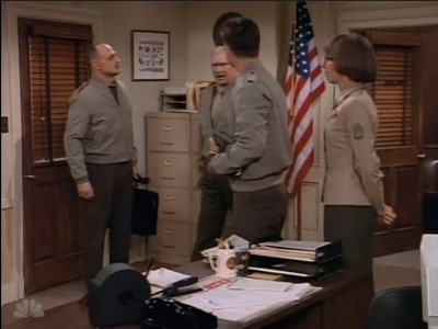 MAJOR_DAD_-_E2X17_VALENTINES_DAY_198.jpg