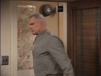 MAJOR_DAD_-_E2X17_VALENTINES_DAY_256.jpg