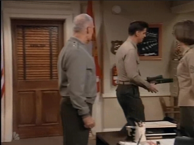 MAJOR_DAD_-_E2X17_VALENTINES_DAY_293.jpg