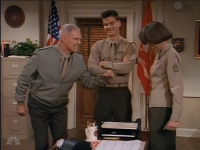 MAJOR_DAD_-_E2X17_VALENTINES_DAY_381.jpg