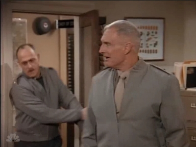 MAJOR_DAD_-_E2X17_VALENTINES_DAY_412.jpg