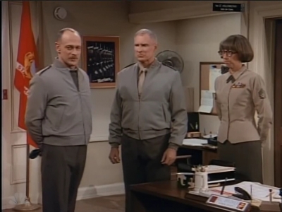 MAJOR_DAD_-_E2X17_VALENTINES_DAY_493.jpg