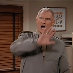 MAJOR_DAD_-_E2X17_VALENTINES_DAY_365.jpg