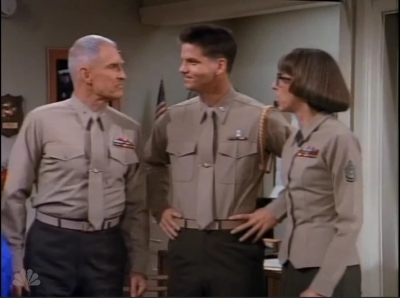 MAJOR_DAD_-_E2X18_SINS_OF_THE_FATHER_299.jpg