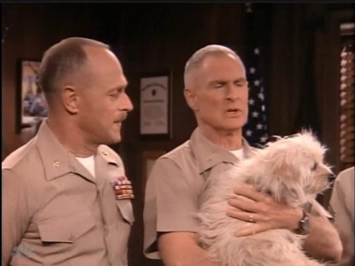 MAJOR_DAD_-_E2X23_ELMO_COME_HOME_100.jpg