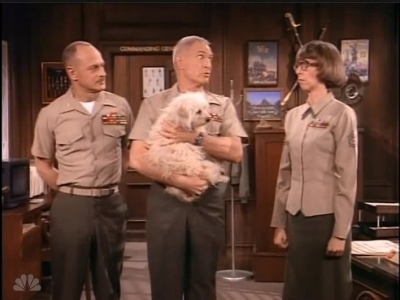 MAJOR_DAD_-_E2X23_ELMO_COME_HOME_108.jpg