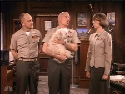 MAJOR_DAD_-_E2X23_ELMO_COME_HOME_110.jpg