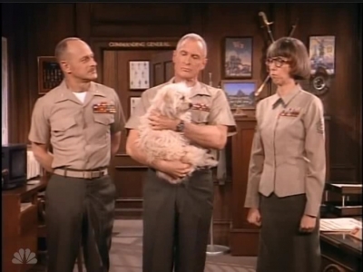 MAJOR_DAD_-_E2X23_ELMO_COME_HOME_113.jpg