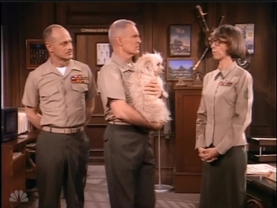 MAJOR_DAD_-_E2X23_ELMO_COME_HOME_150.jpg
