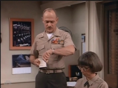 MAJOR_DAD_-_E2X23_ELMO_COME_HOME_261.jpg
