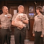 MAJOR_DAD_-_E2X23_ELMO_COME_HOME_108.jpg