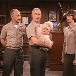 MAJOR_DAD_-_E2X23_ELMO_COME_HOME_122.jpg