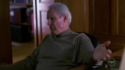 LAW_AND_ORDER_-_E10X19_SURRENDER_DOROTHY_100.jpg