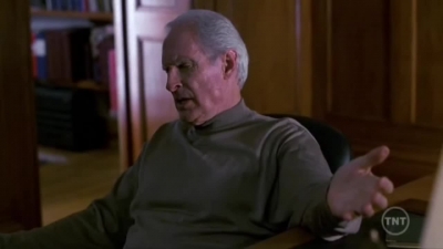 LAW_AND_ORDER_-_E10X19_SURRENDER_DOROTHY_101.jpg