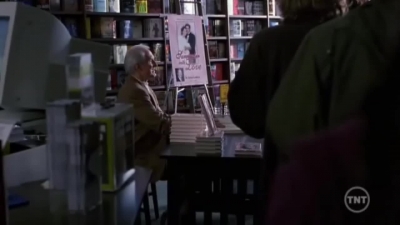LAW_AND_ORDER_-_E10X19_SURRENDER_DOROTHY_255.jpg