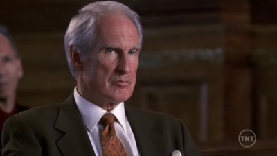 LAW_AND_ORDER_-_E10X19_SURRENDER_DOROTHY_580.jpg